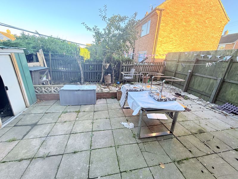 Rear- click for photo gallery